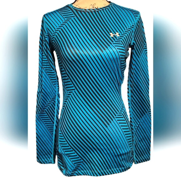 Under Armour Fitted Long Sleeve - Picture 1 of 3